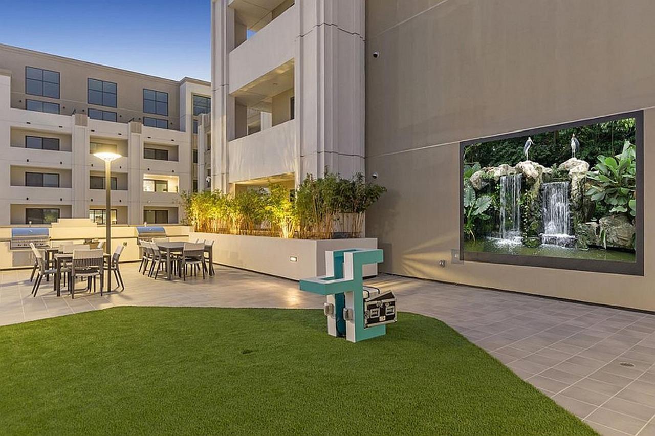 One Lux Stay At The Mansfield Miracle Mile ลอสแอนเจลิส ภายนอก รูปภาพ